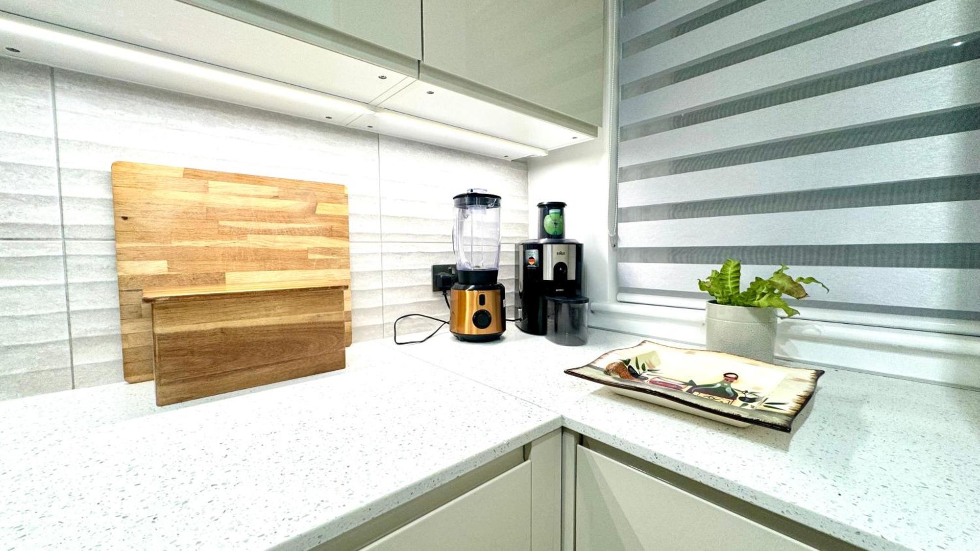 2 Bedroom Apartment In Central London South Kensington By Wild Λονδίνο Εξωτερικό φωτογραφία